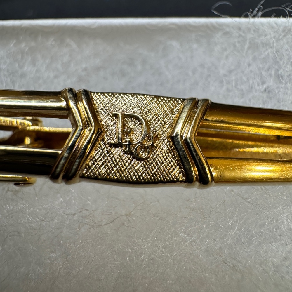 Christian Dior Men's GOLD “CD” Logo Tie Clip Bar for Neck Tie - Picture 5 of 13